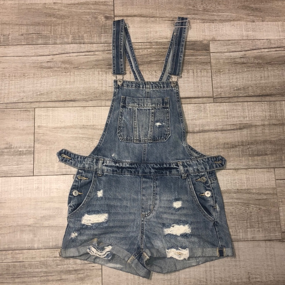Vanilla Star destructed shortalls